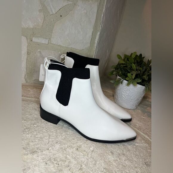 Worthington Brighton White pointed toe booties sz 11 - Picture 1 of 9